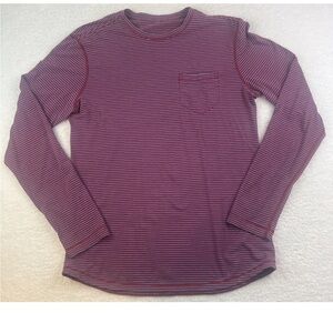 Lululemon Mens long sleeve striped stretch tee. Curved hem
